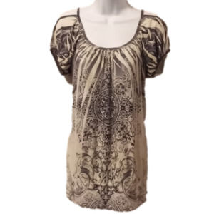 Yo. Yo dress top